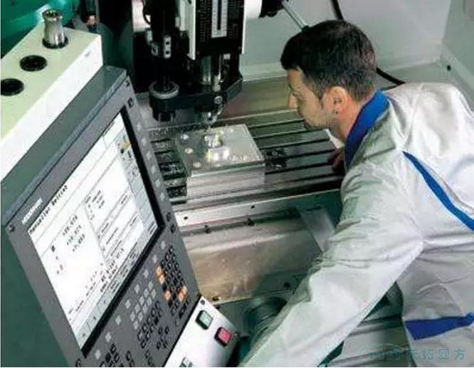 Ϊʲôº£ÄÚ¹¤³§»áÑ¡ÔñÌÚ¹óµÄÍâÑó×°±¸
£¿£¿Ð´¸øÌð˯µÄÖйúÖÆÔìÒµ£¡ Ϊʲôº£ÄÚ¹¤³§»áÑ¡ÔñÌÚ¹óµÄÍâÑó×°±¸
£¿£¿Ð´¸øÌð˯µÄÖйúÖÆÔìÒµ£¡